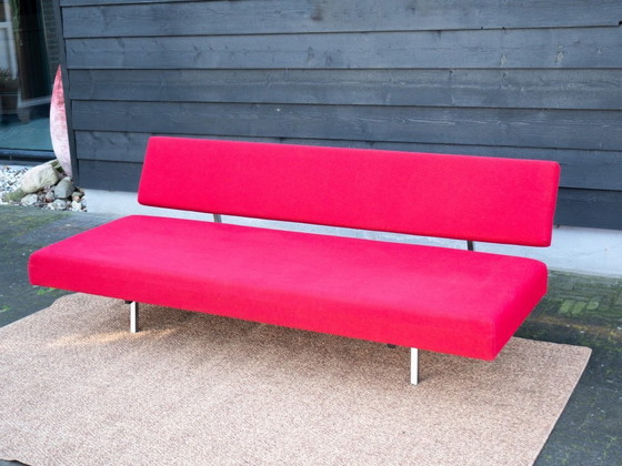 Image 1 of Martin Visser slaapbank | Design bank rood | Spectrum