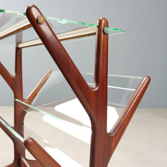 Tijdschriftenrek van hout en glas uit de jaren 1950 – Wood (photo 5 of 10)