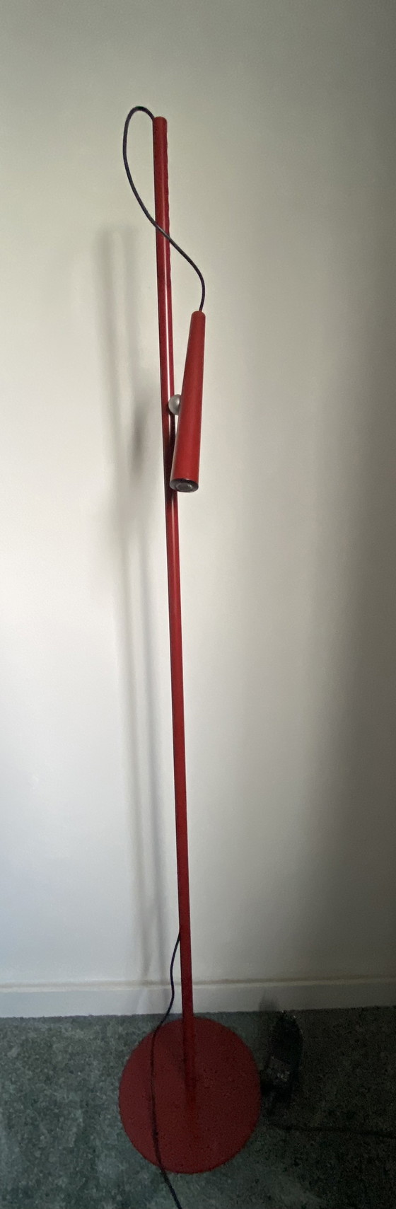 Image 1 of Lampada da terra Foscarini Magneto Bordeaux