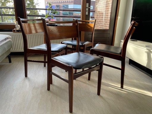 4x Scandanivian design eetkamerstoelen