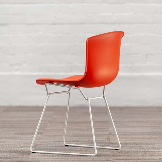 Image 1 of Knoll Plastic Side Chair Ontvangststoel