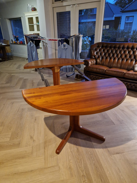 Image 1 of Glostrup extendable teak dining table