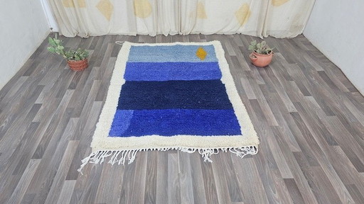 Alfombra tradicional de pura lana natural de 140 x 260 cm.