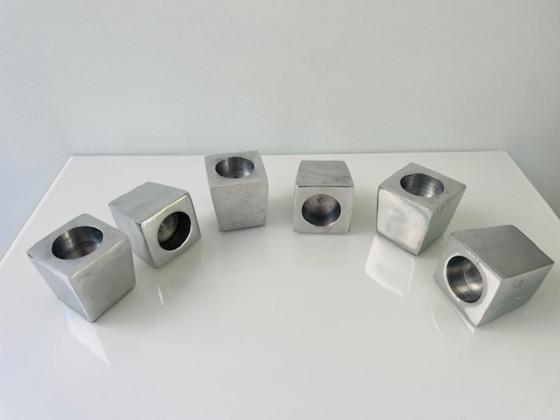 Image 1 of Ensemble de 6 porte-bougies chauffe-plat géométriques en acier inoxydable – motif cubiste