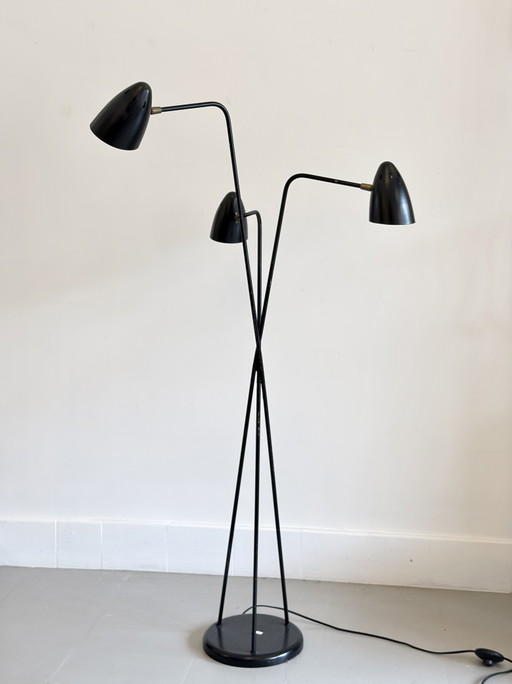 Mid-Century Modern Tripod Floor Lamp with Three Adjustable Shades, and Brass Details, 1960s – vloerlampen (photo 2 of 15)