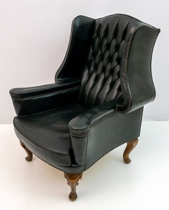 Image 1 of Georgische stijl Zeldzame originele Chesterfield leren fauteuil, jaren 1950