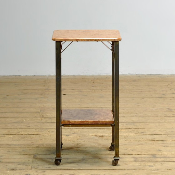 Image 1 of Französischer Beistelltisch aus Marmor und Messing, um 1920