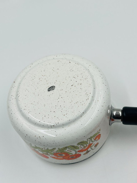Enamelled Casserole "Orange Poppy" Sanko Ware, Kitchen accessories, Metal, Plastic, White, Vintage (photo 6 of 7)