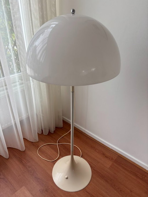 Panthella floor lamp by Verner Panton Poulsen