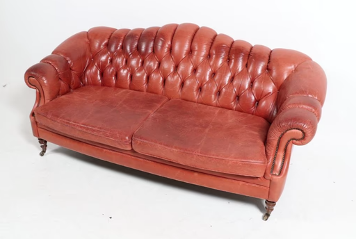 Sofá Chesterfield con ruedas