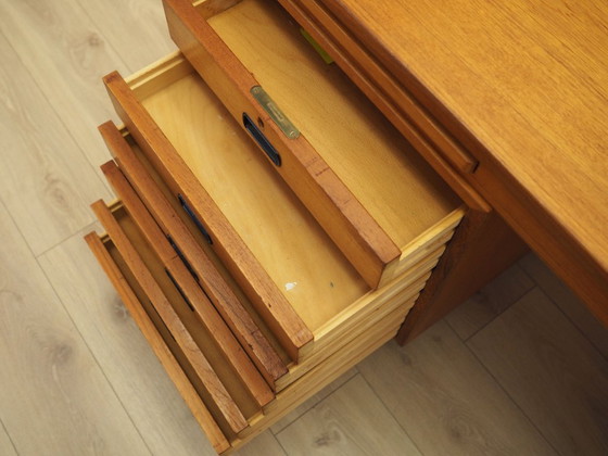 Executive Schreibtisch mit neun Schubladen und ausziehbarer Oberfläche, Teakfurnier, Nipu, Dänemark, 1970er (photo 15 of 21)