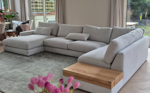 Bank Alba, Cartel living