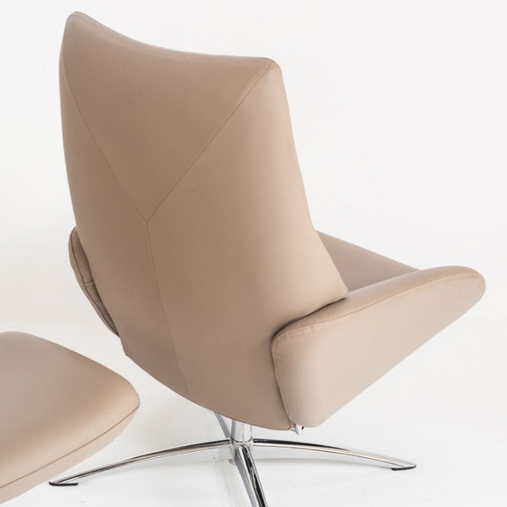 Sillón de piel con reposapiés. Modelo Lotus. Fabricante: Kebe. ​​Dinamarca. – Sillones reclinables, Leather (photo 7 of 13)