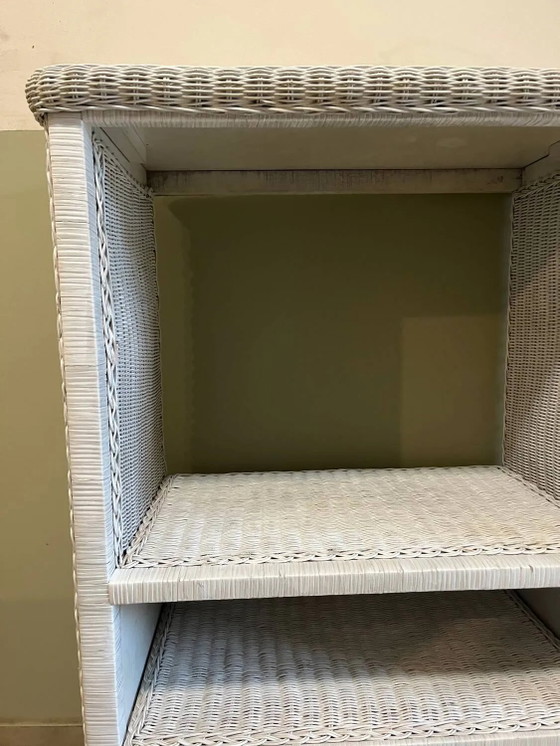 Weiße Korbmöbel – Vitrine, Wicker, Rattan, Vintage (photo 5 of 21)