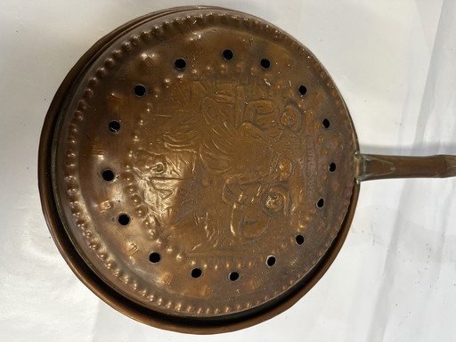 Copper basin , 19th century Chaufferette
