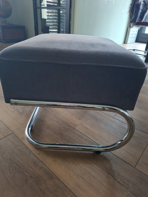 Dykmeyer Zwaan fauteuil plus Dykmeyer zwaan voetenbank