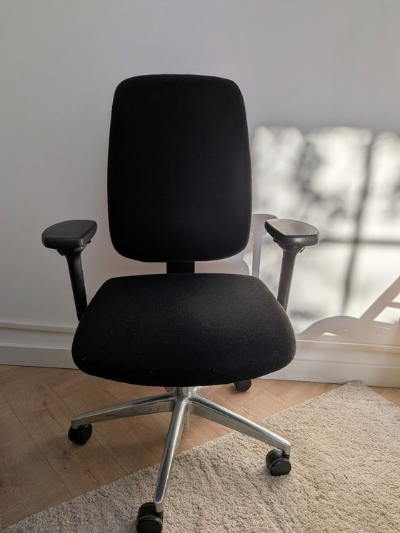 Image 1 of Auffälliger Bürostuhl