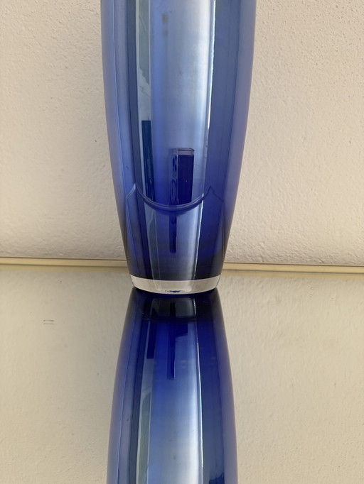 Vase cristal bleu irisé années 80