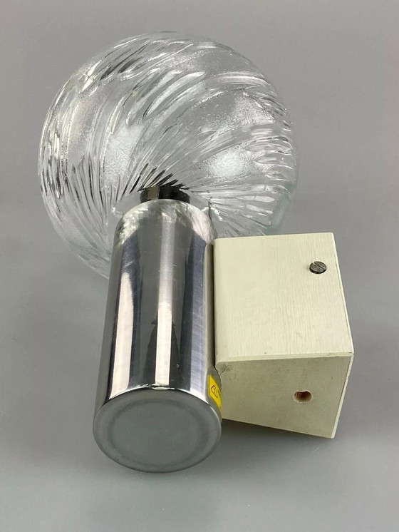 Image 1 of Lámpara de pared de los años 60 y 70, lámpara esférica, lámpara de diseño espacial, años 60 y 70.