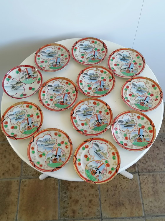 Image 1 of Japanese Serviesgoed