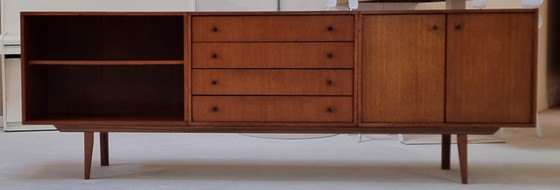 Mid Century Sideboard – Buffetschränke, Wood (photo 5 of 28)