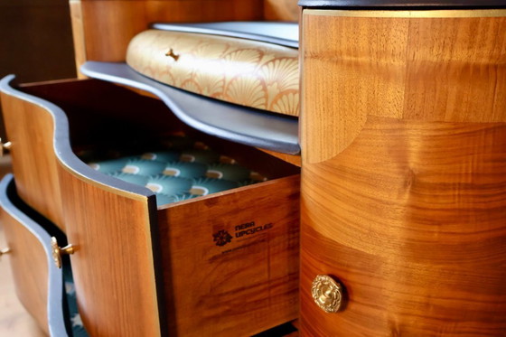 Image 1 of Tocador Art Déco restaurado de nogal con espejo