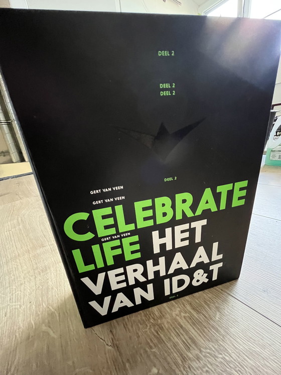 Image 1 of Celebrate Life koffietafelboek