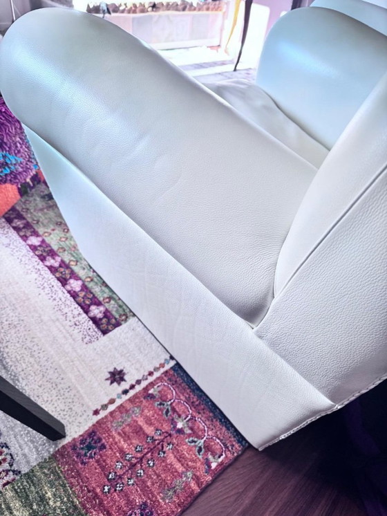 Image 1 of Frau Vanity Fair Sessel in Cremeweiß