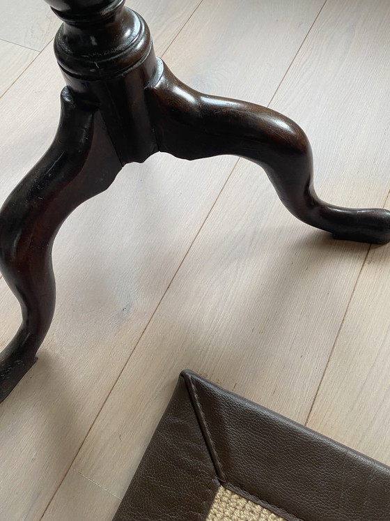 Image 1 of Antique lamp table