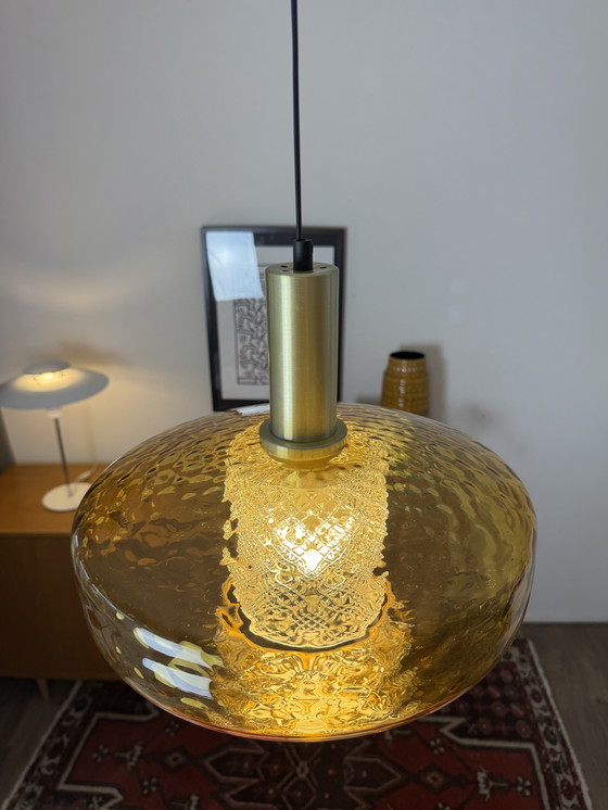 Image 1 of Hollywood Regency Bernstein/Honigfarbene Lampe.