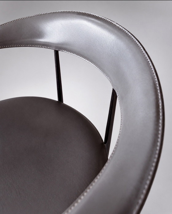 Image 1 of 4 Fasem P40 lederen fauteuils, Vegni & Gualtierotti, ca.90s