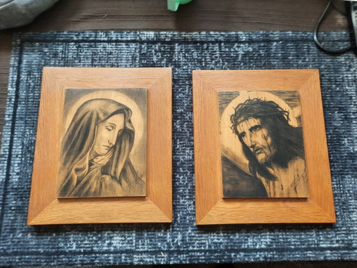Set 2 stuks Pyrografie vintage Jezus en Maria
