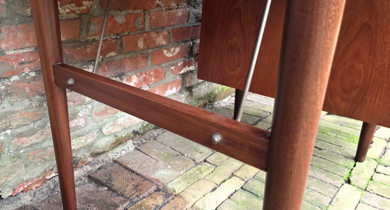 Vintage, Design Bureau. Teak. Jaren 60 – Wood (photo 14 of 15)