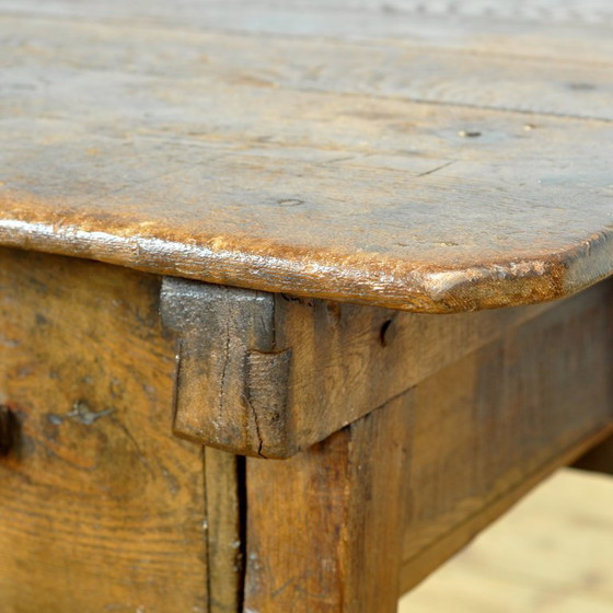 Image 1 of Table espagnole, XVIIIe siècle