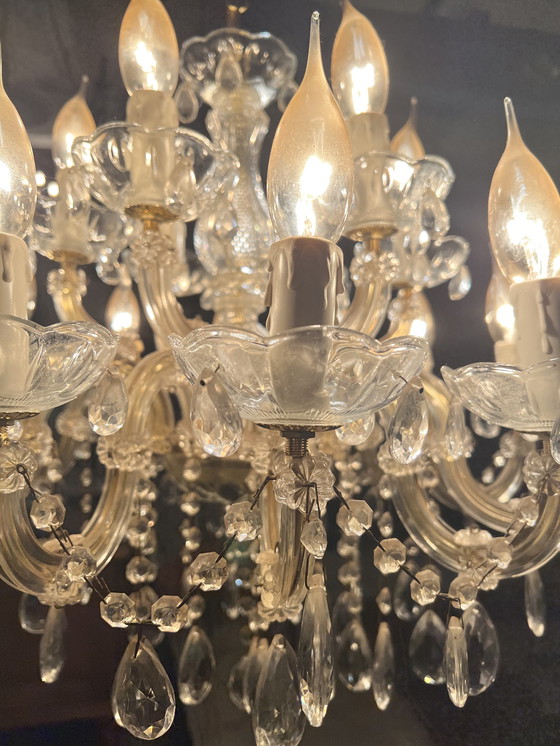 Image 1 of Hermosa lámpara de araña de cristal antigua