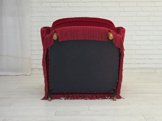 Image 1 of 1960s, fauteuil danois, velours rouge, pieds en hêtre.