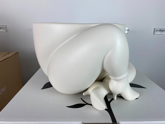 Parra x CASE STUDYO Vase – A High Heeled Two Legged Planter – White Blanc Limited Edition 2020 – Ceramic (photo 14 of 17)
