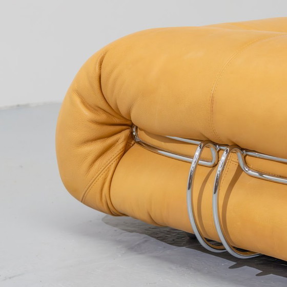 Image 1 of Pouf Cassina Scarpa Soriana