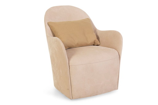 7900 Solid Chair