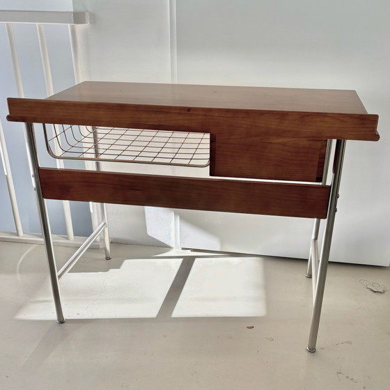 Skandinavischer Design-Schreibtisch – Chrom, Holz (photo 4 of 5)