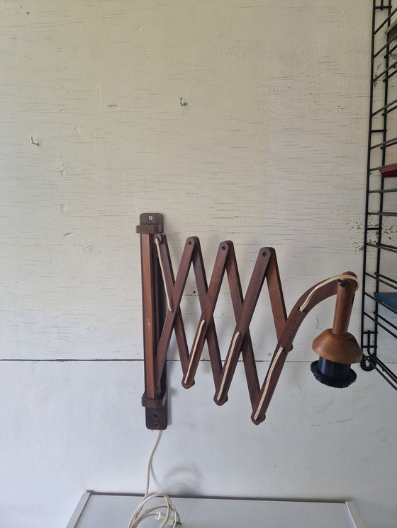 Image 1 of Lampe à ciseaux hollandaise en teck