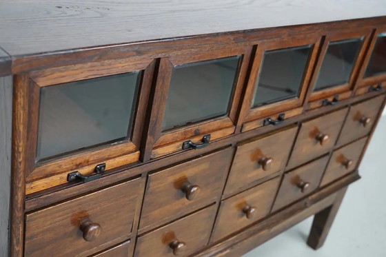 Image 1 of Antiguo armario de mercería alemán de roble, años 20/30