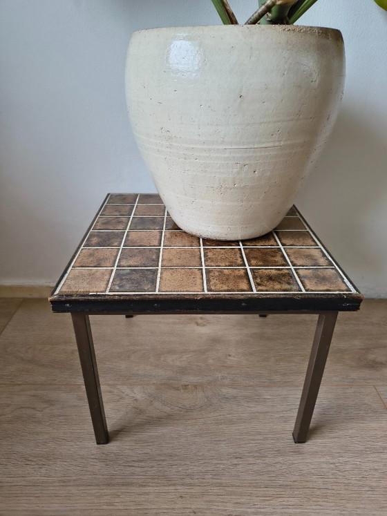 Vintage Tile Table / Plant Table – Mid-Century – Metal (photo 4 of 5)