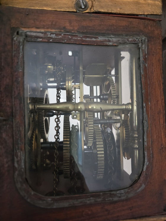 Image 1 of Friese stoelklok