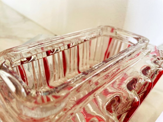 Image 1 of Applique rettangolare da incasso in vetro rosso