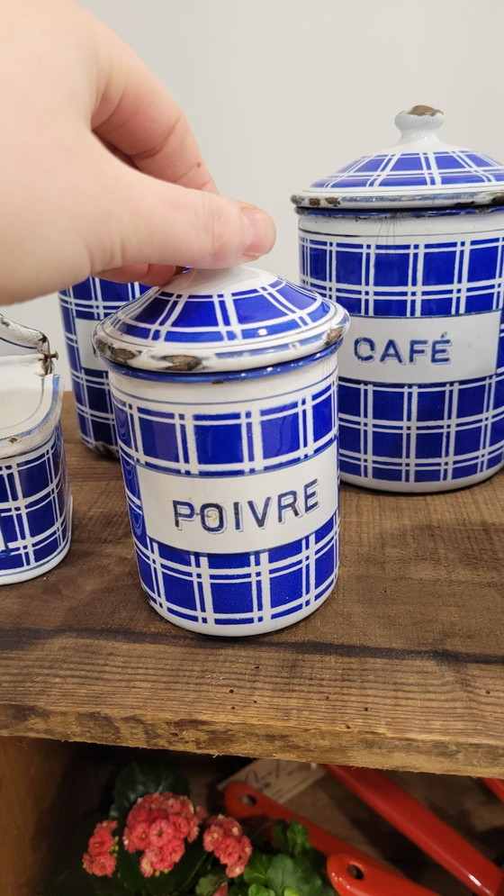 Image 1 of Enamelled metal pots