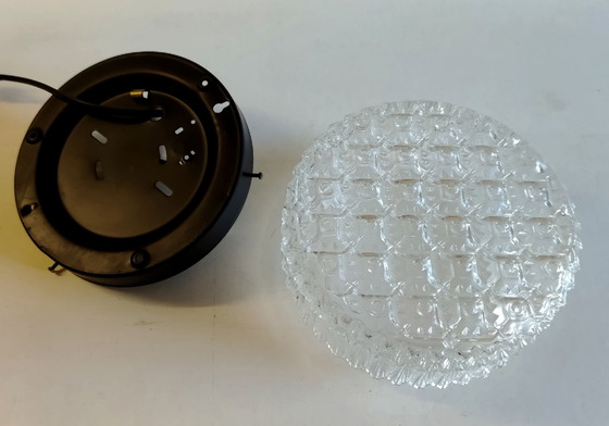 Plafonnier ou applique en verre moulé - design 70's en (photo 10 of 10)