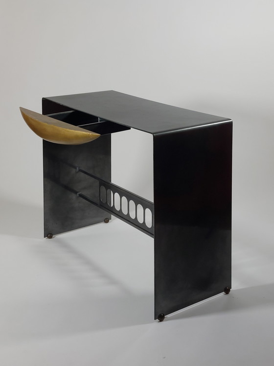 Image 1 of Consolle vintage postmoderna, acciaio, cassetto, Bucciarelli Milano