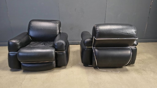 Conjunto de sofás italianos vintage, década de 1970. – banken, Leather, Metal (photo 2 of 7)