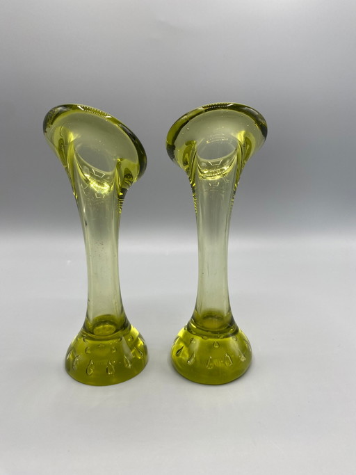 Paar soliflores Bo Borgström voor Åseda Glasbruk – Olijfgroen glas – Zweden – glazen karaffen, Scandinavian (photo 2 of 6)